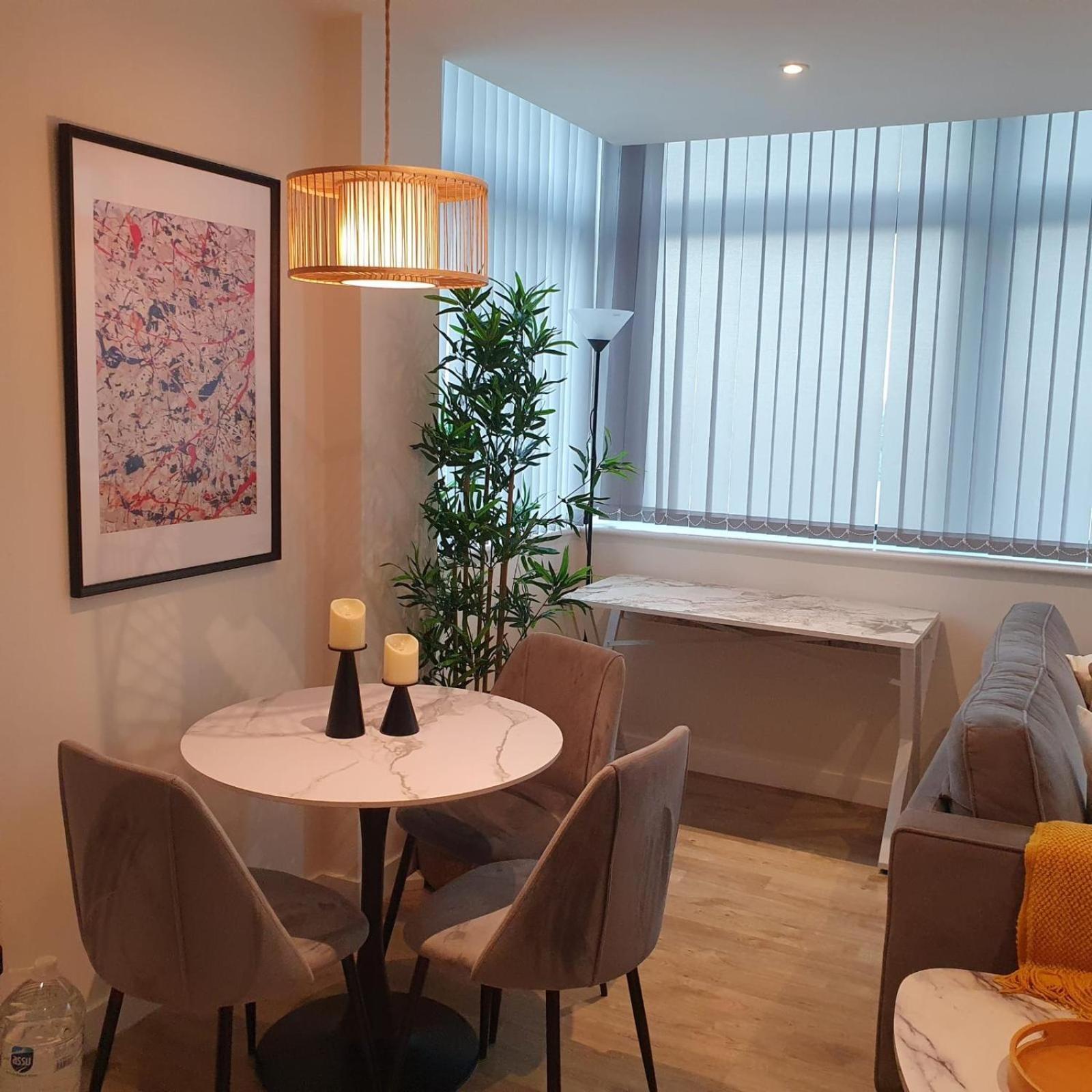 Lovely 1 Bed Apartment - Old Trafford Manchester Exterior foto
